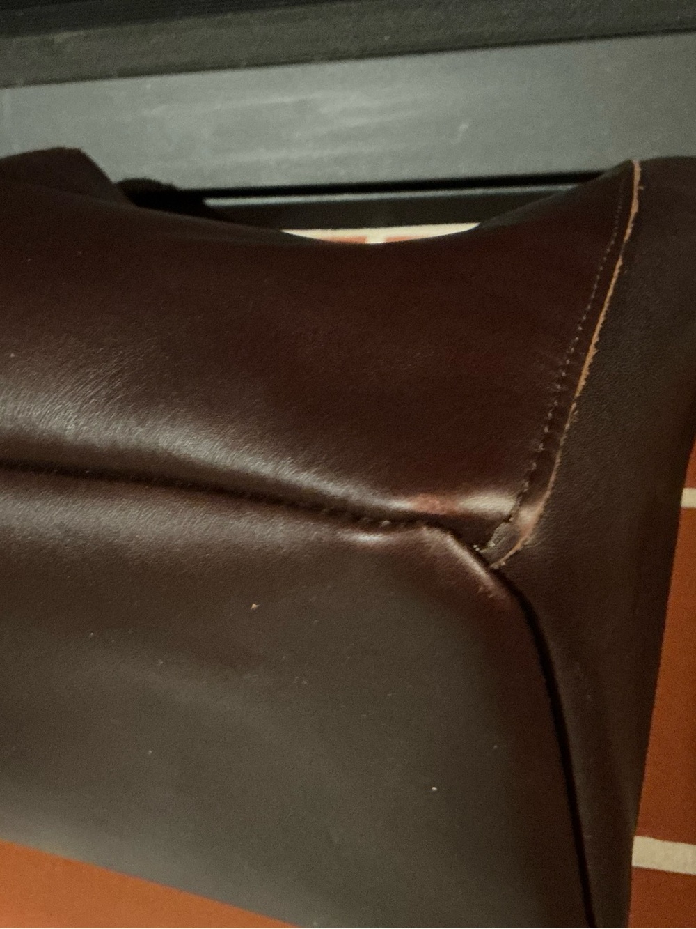 Portland Leather Butterfly Bucket in GRIZZLY PLG - Picture 9 of 10